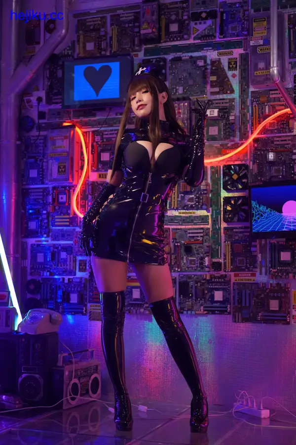Neko-薇薇 – 全套作品及随包视频[2026.8月-更新至18期-共4.4G]