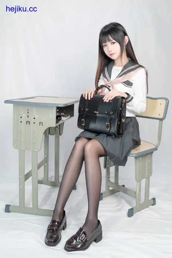 miko酱ww – 全套作品及随包视频[2026.8月-更新至107期-共55.4G]