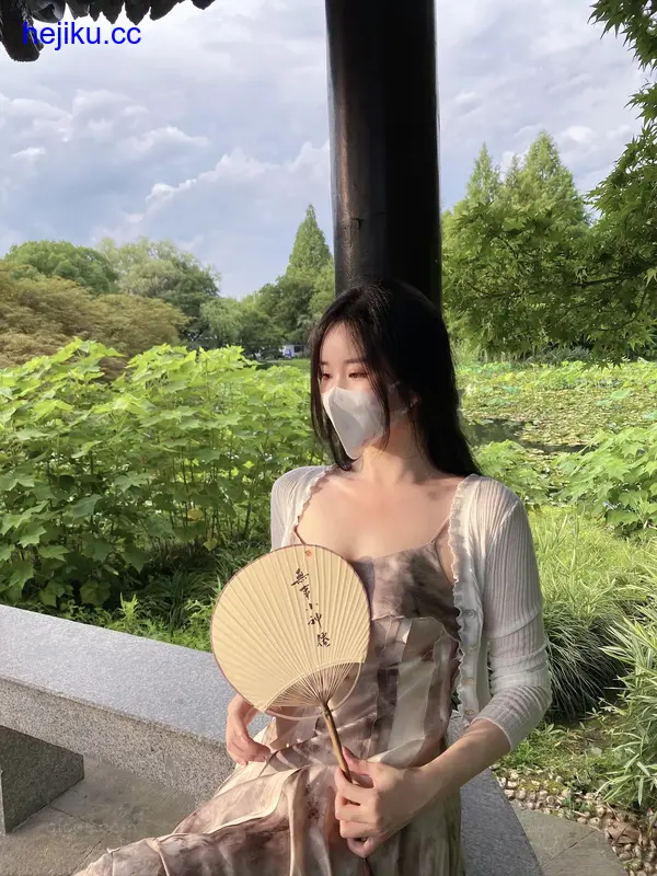 软妹小九九(July芝岚) – 全套作品及随包视频[微密圈图片&amp;视频+39期]