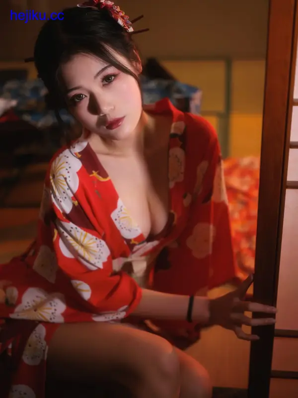 一米八的大梨子 – 全套作品及随包视频[2026.7月-更新至35期-共6.6G]