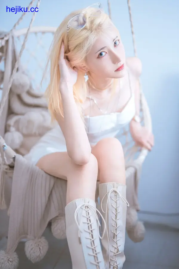 南桃Momoko – 全套作品及随包视频[2026.6月-更新至87期-共3.8G]