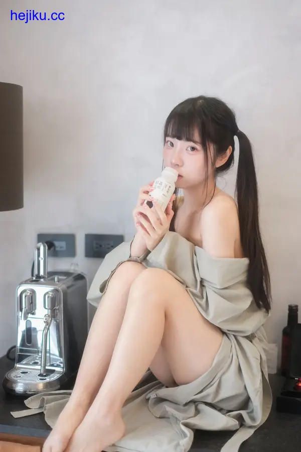 可可小白兔 – 全套作品及随包视频[2026.8月-更新至22期-共3.8G]