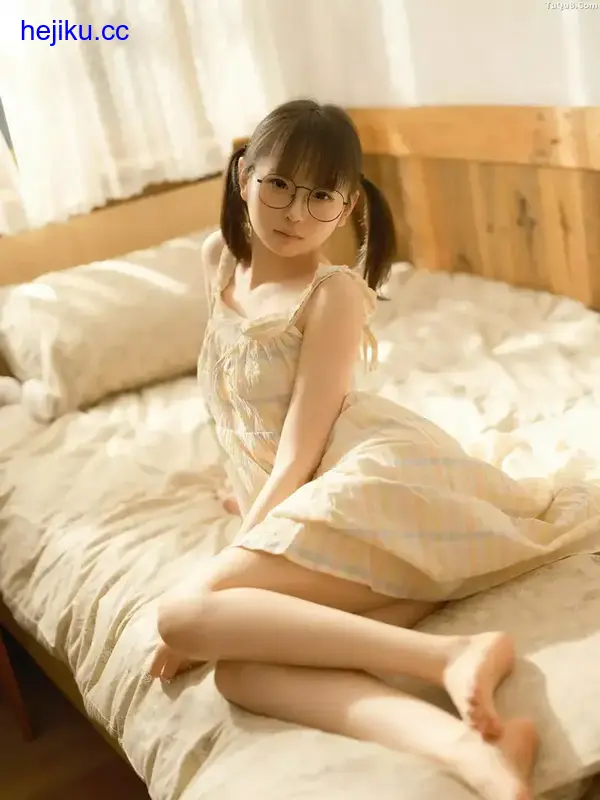 幼水铃衣 – 全套作品及随包视频[2026.8月-更新至18期-共16.4G]