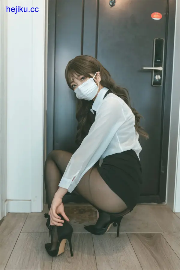 杏仁曲奇 – 全套作品及随包视频[2026.5月-更新至15期-共7.6G] 