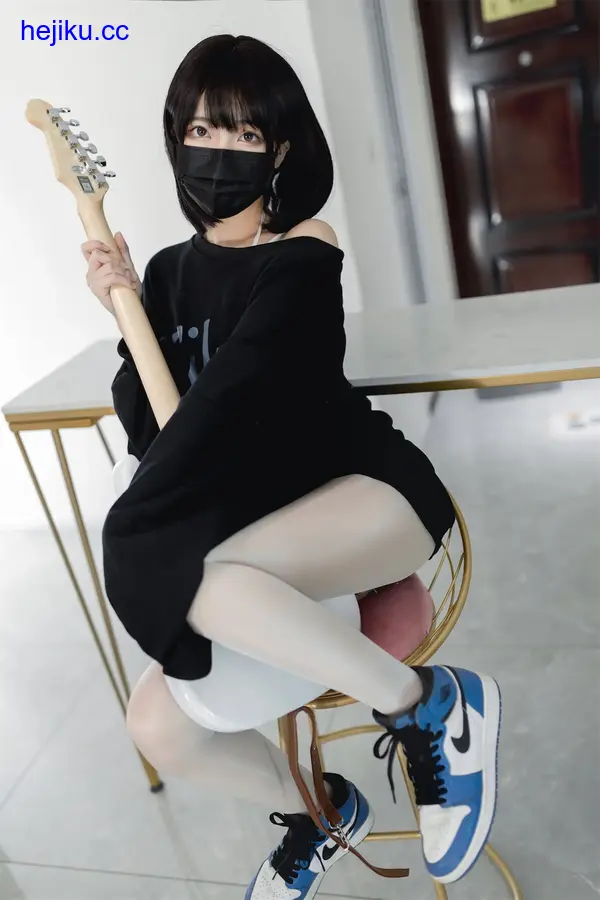 杏仁曲奇 – 全套作品及随包视频[2026.5月-更新至15期-共7.6G] 