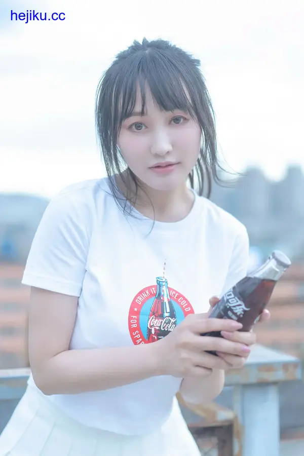 脱尾巴Mizuki – 全套作品及随包视频[2026.4月-更新至10期-共3.3G]
