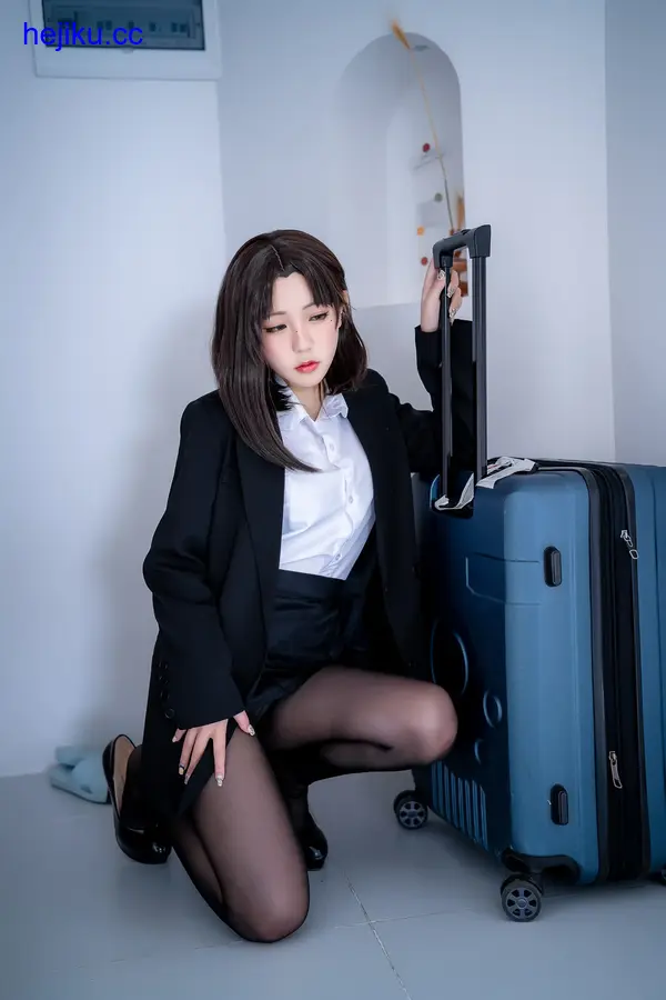 蓝小沂KiKi – 全套作品及随包视频[2026.3月-更新至15期-共2.33G]