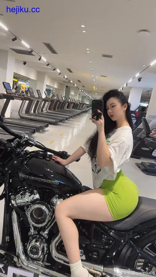 俏妞qiaoniuTT – 微密圈全套作品及随包视频[139套-2026.6]