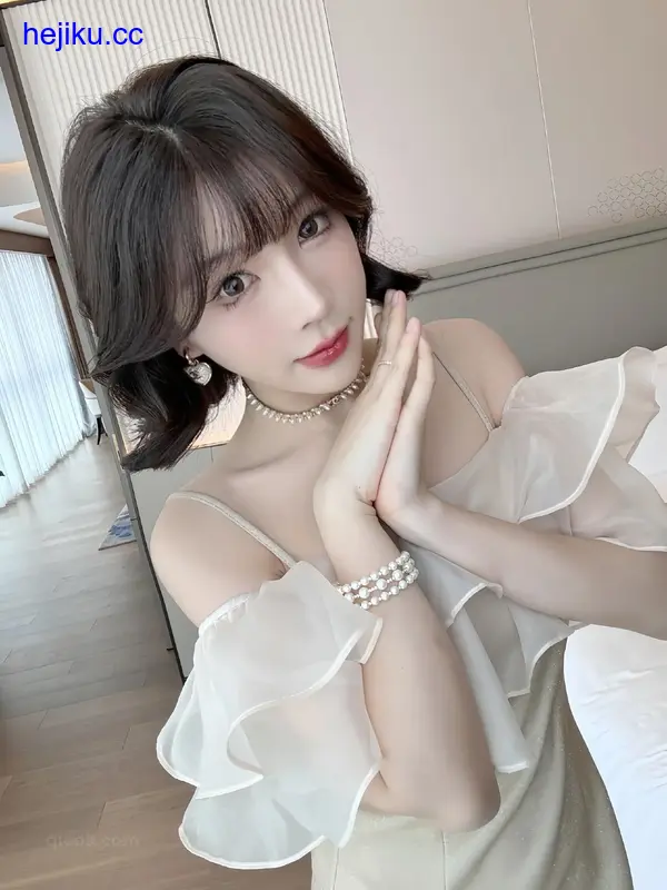 徐莉芝Booty – 微密圈全套作品及随包视频[20套-2025.5]